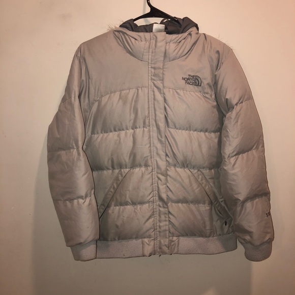 The North Face Other - The North Face 550 Jacket Gray faux fur hood